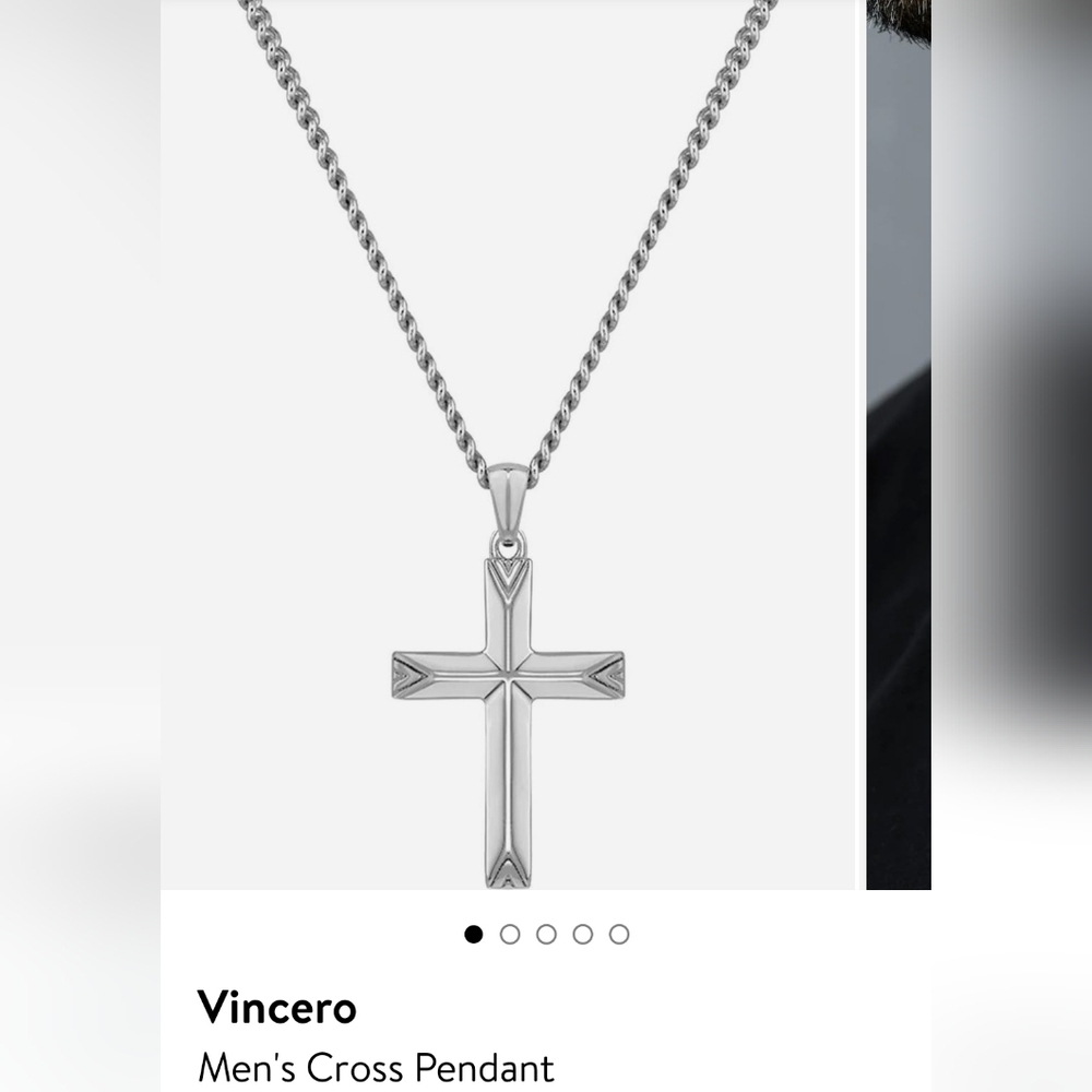 Vince Silver Cross Pendant Necklace. Not Original Box, In Good Condition. #67